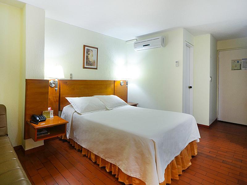 Hotel Don Lolo فيلافيسينسيو المظهر الخارجي الصورة